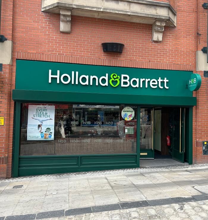 Images Holland & Barrett - Oldham