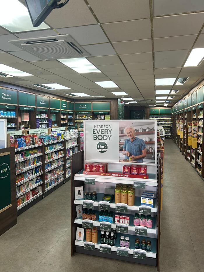 Images Holland & Barrett - Oldham