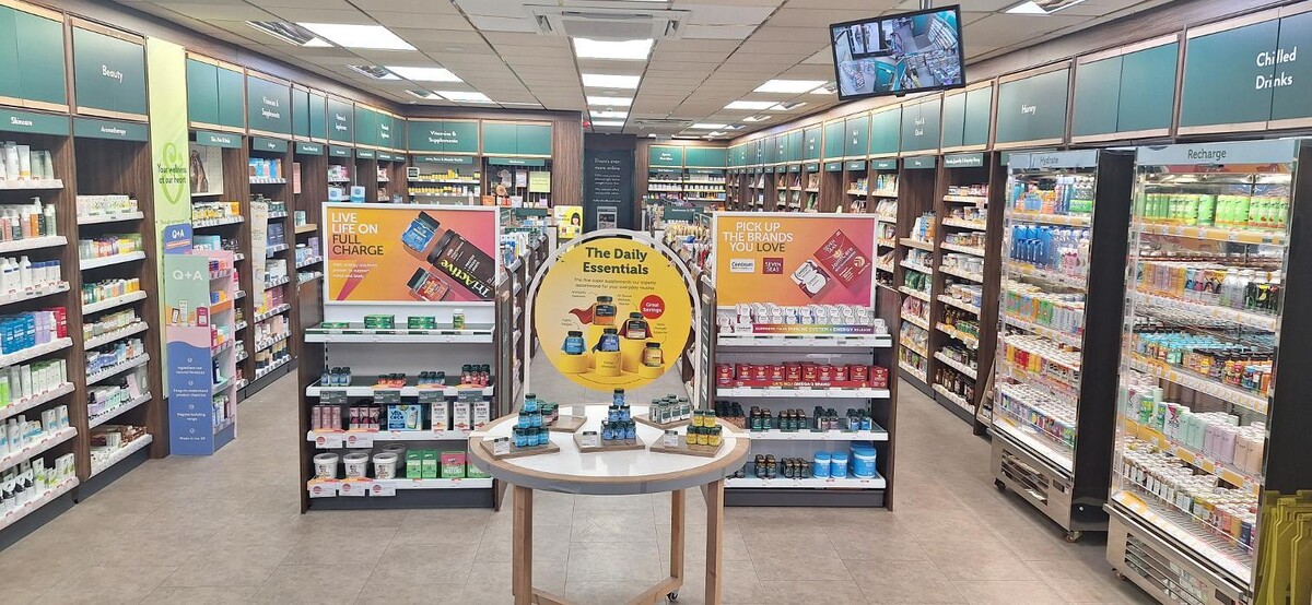 Images Holland & Barrett - Oldham