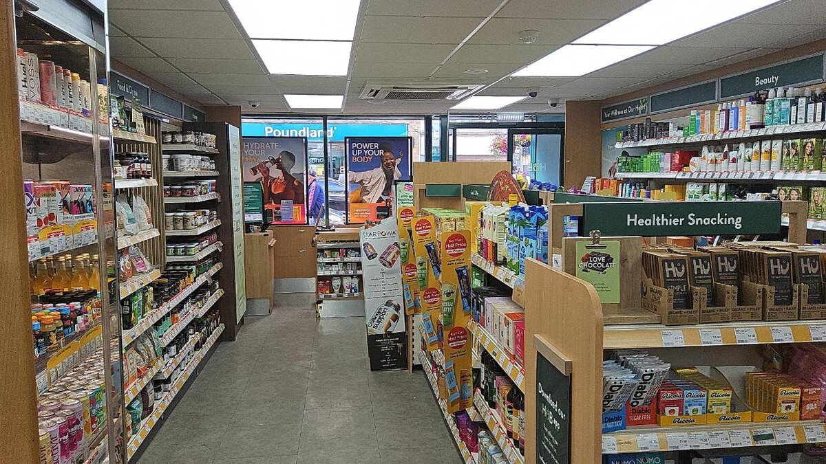 Images Holland & Barrett - Wells