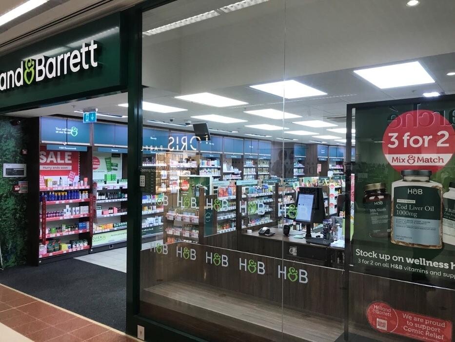 Images Holland & Barrett - Weston Super Mare