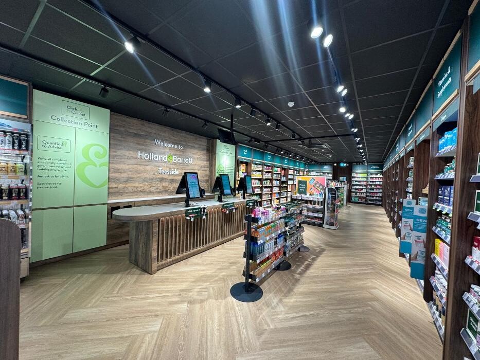 Images Holland & Barrett - Teesside