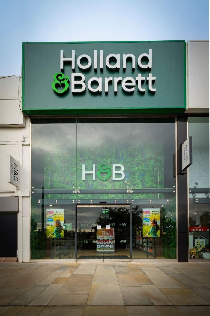Images Holland & Barrett - Teesside