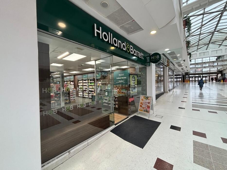 Images Holland & Barrett - Hamilton