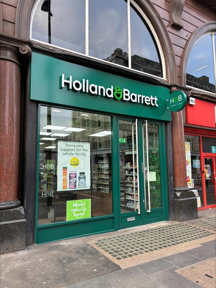 Images Holland & Barrett - Tottenham Court Road