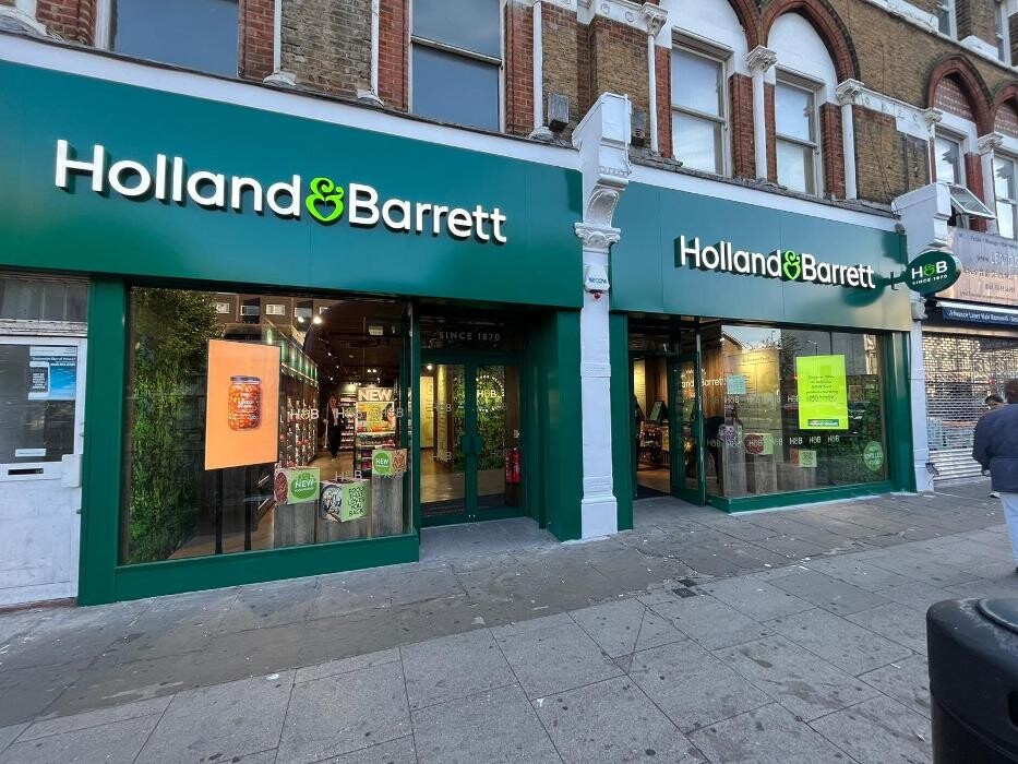 Images Holland & Barrett - Kilburn