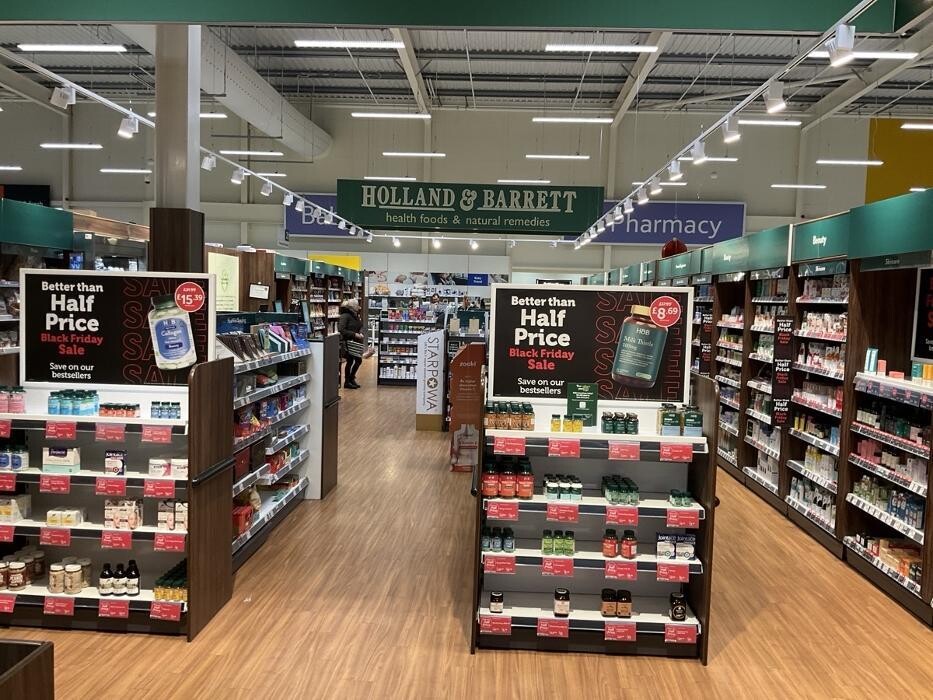 Images Holland & Barrett - St Helens Tesco
