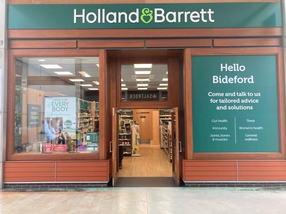 Images Holland & Barrett - Bideford