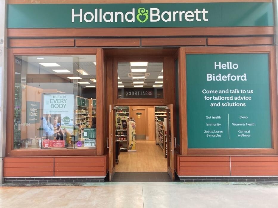 Images Holland & Barrett - Bideford
