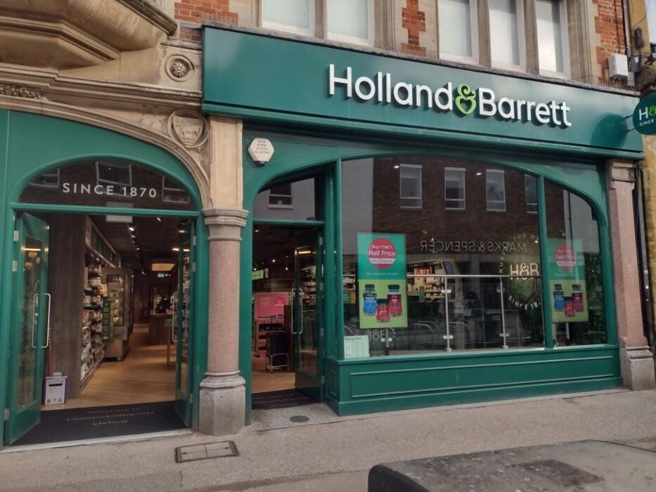 Images Holland & Barrett - Oxford