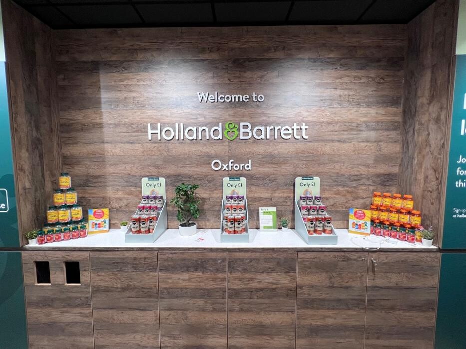 Images Holland & Barrett - Oxford