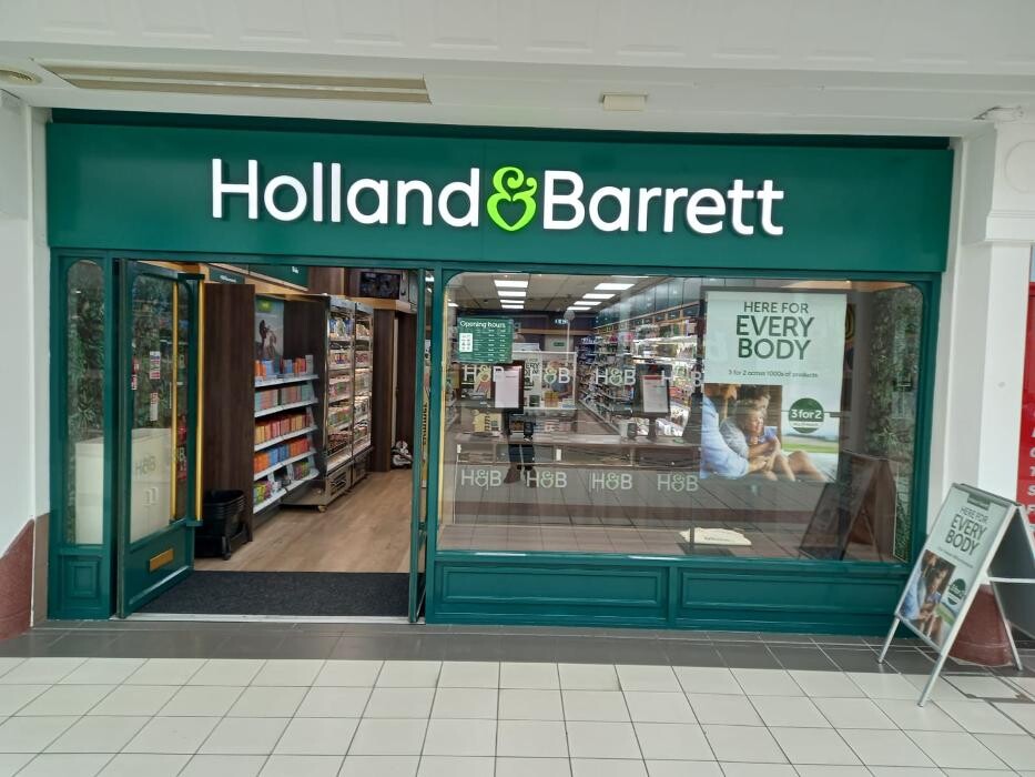 Images Holland & Barrett - Wallasey