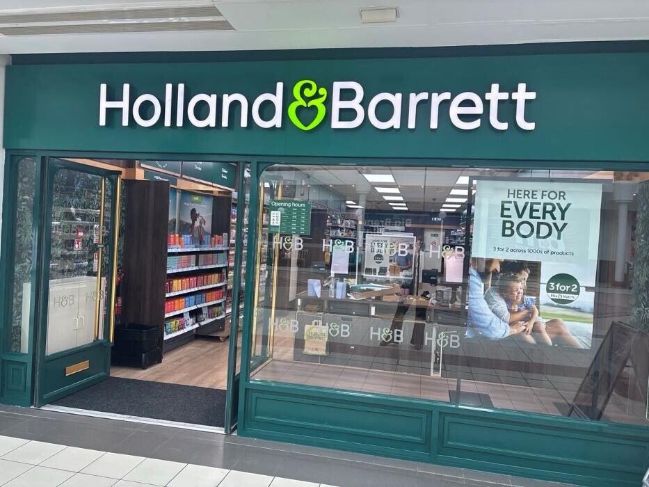 Images Holland & Barrett - Wallasey