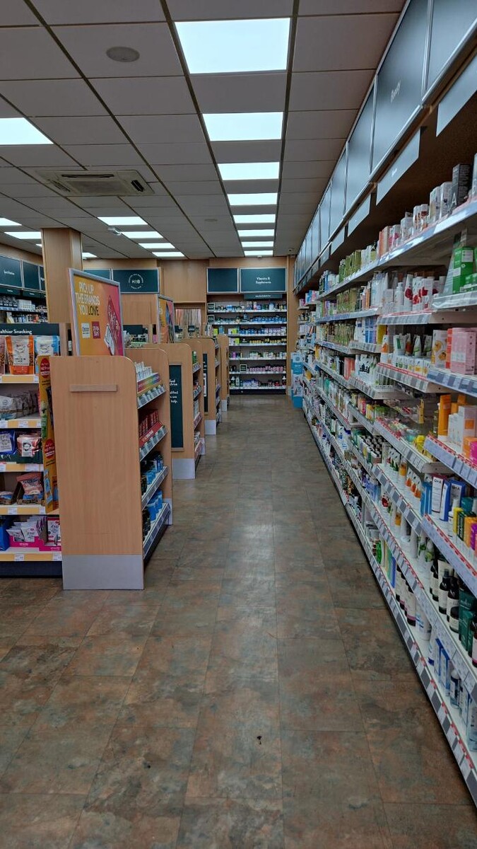 Images Holland & Barrett - Bristol Broadmead