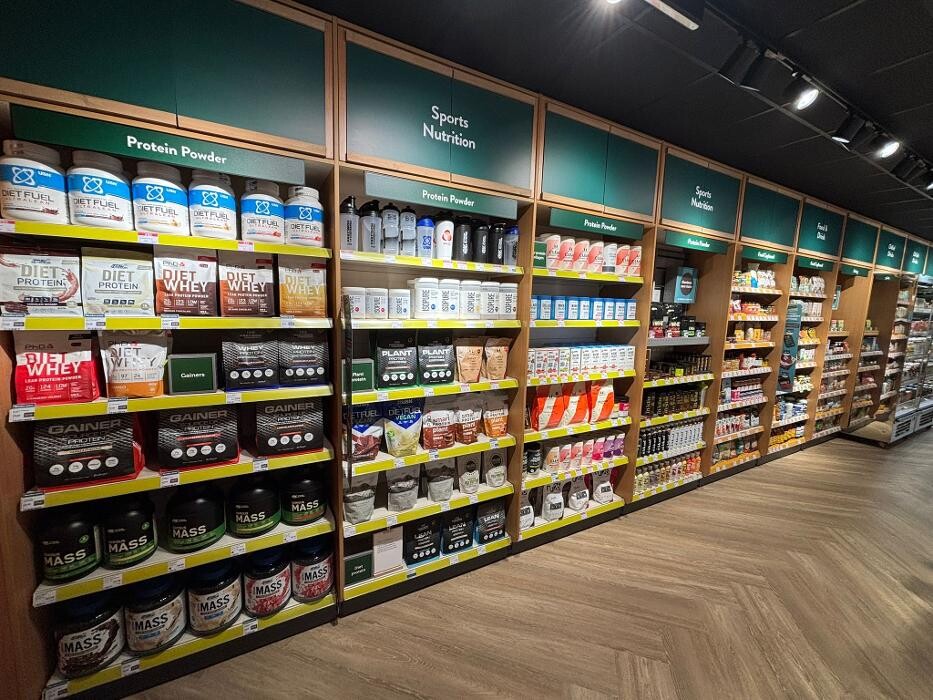 Images Holland & Barrett - Westwood Cross