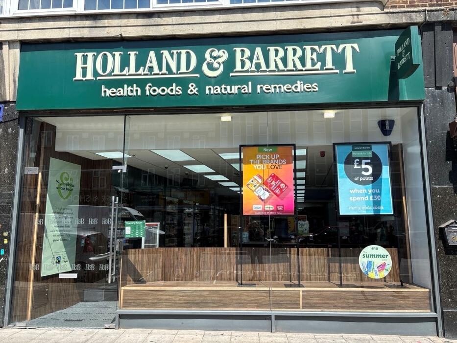 Images Holland & Barrett - Southgate