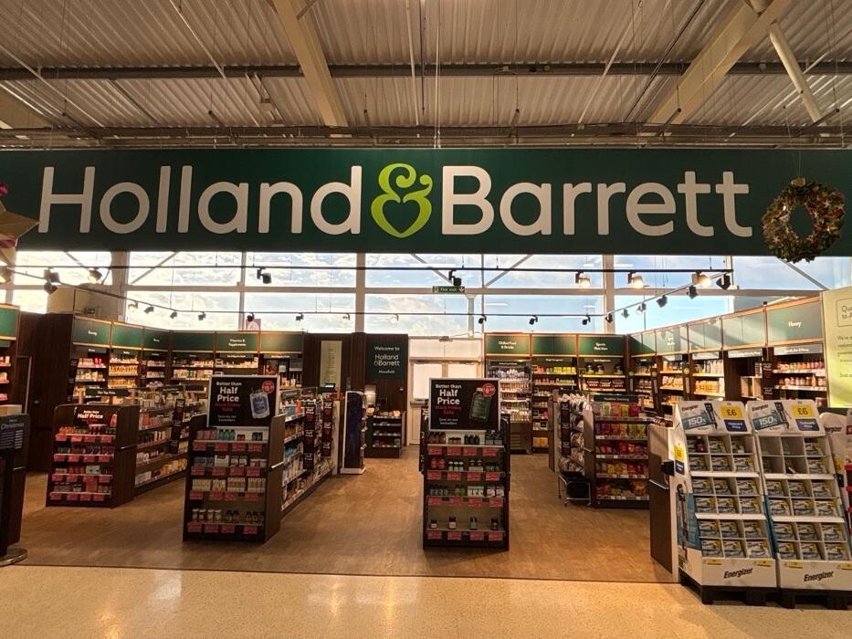 Images Holland & Barrett - Mansfield Tesco