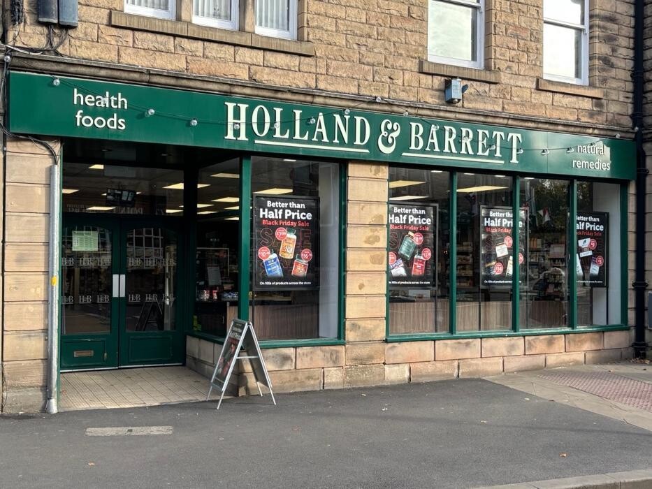 Images Holland & Barrett - Matlock
