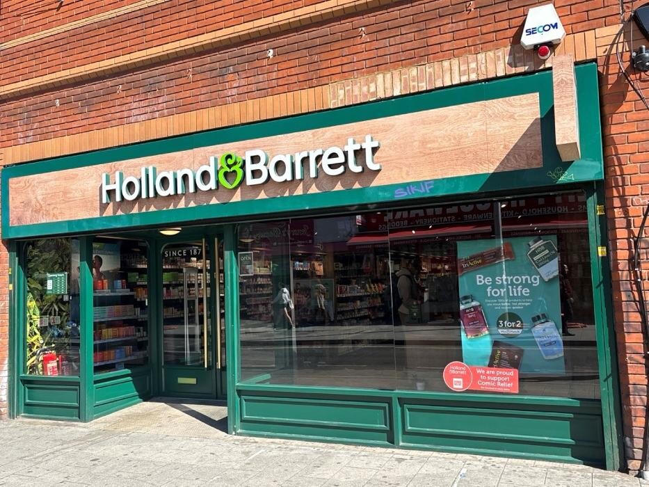 Images Holland & Barrett - Peckham