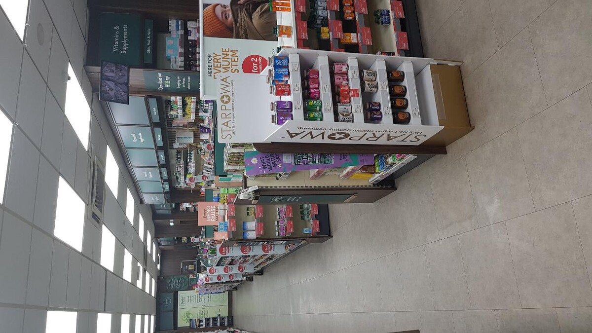 Images Holland & Barrett - Falkirk