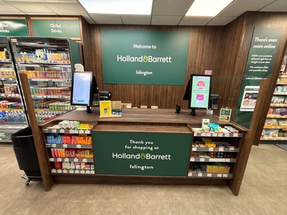 Images Holland & Barrett - Islington