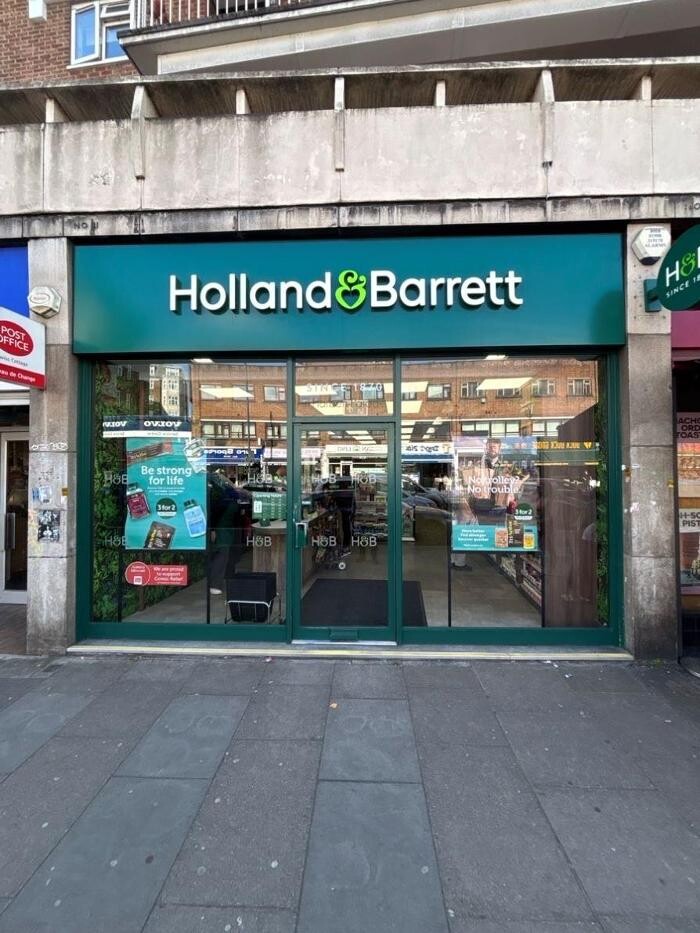 Images Holland & Barrett - Swiss Cottage