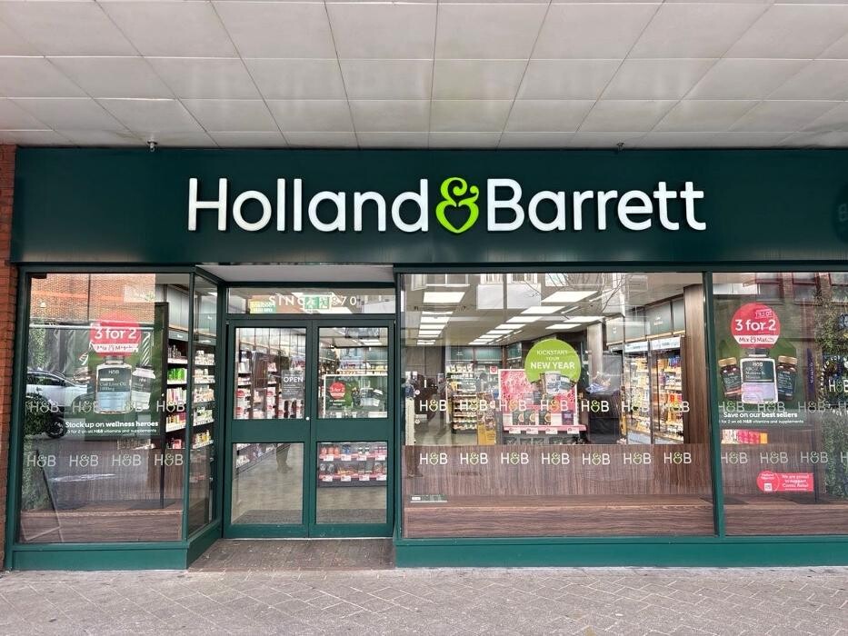 Images Holland & Barrett - Redhill