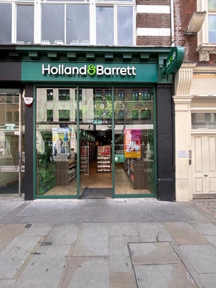 Images Holland & Barrett - Covent Garden