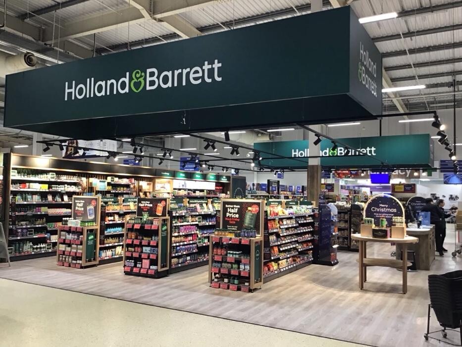 Images Holland & Barrett - Longton Tesco