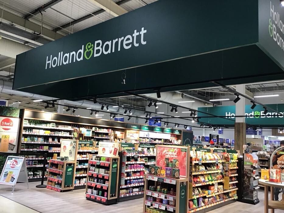 Images Holland & Barrett - Longton Tesco