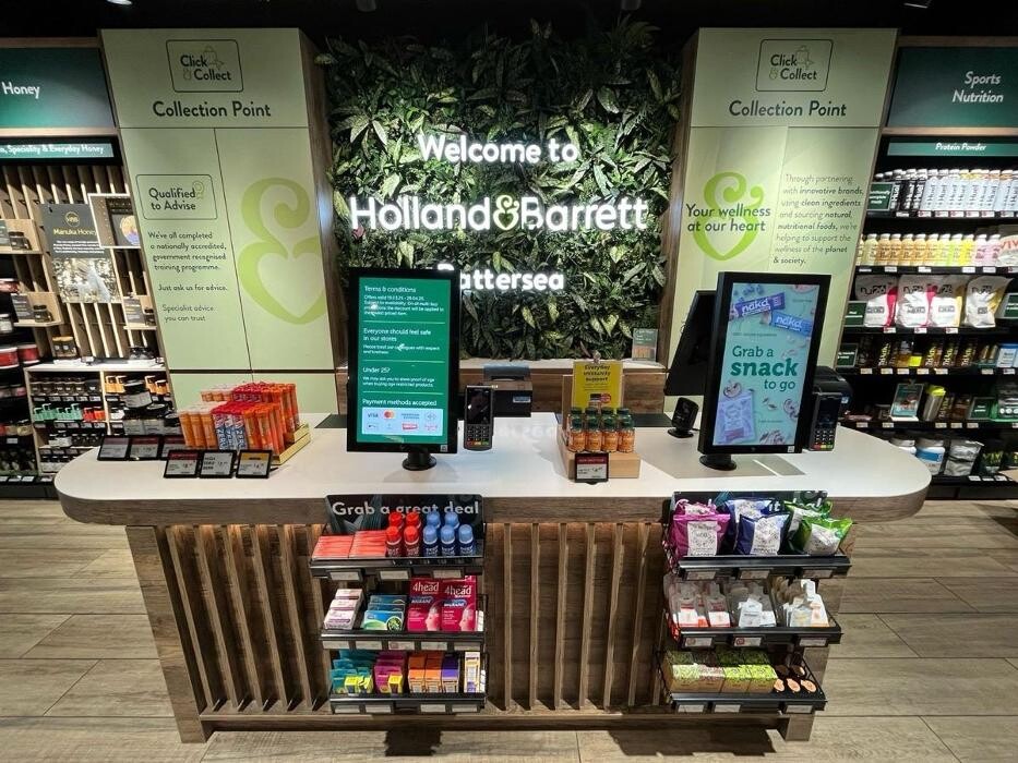 Images Holland & Barrett - Battersea