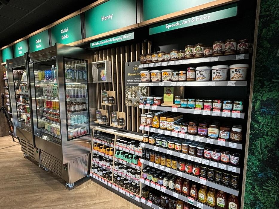 Images Holland & Barrett - Liverpool Speke