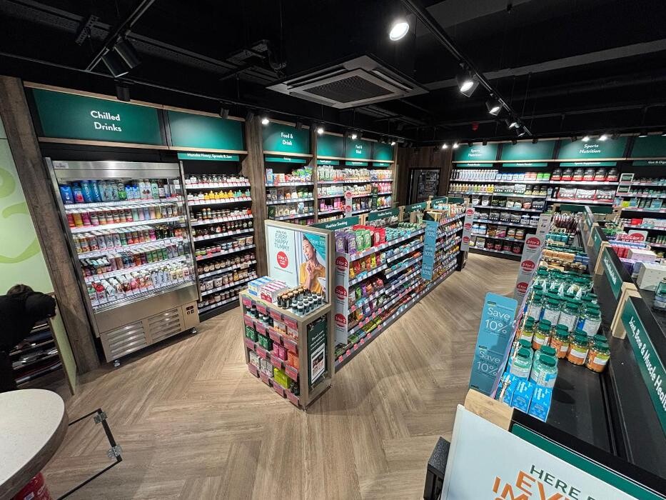 Images Holland & Barrett - Edinburgh Morningside