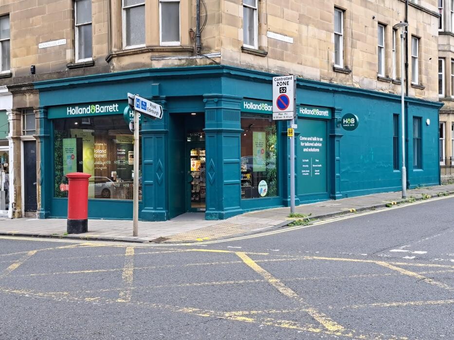 Images Holland & Barrett - Edinburgh Morningside