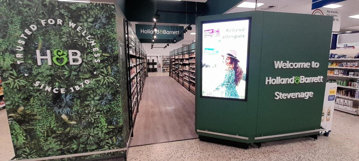 Images Holland & Barrett - Stevenage Tesco