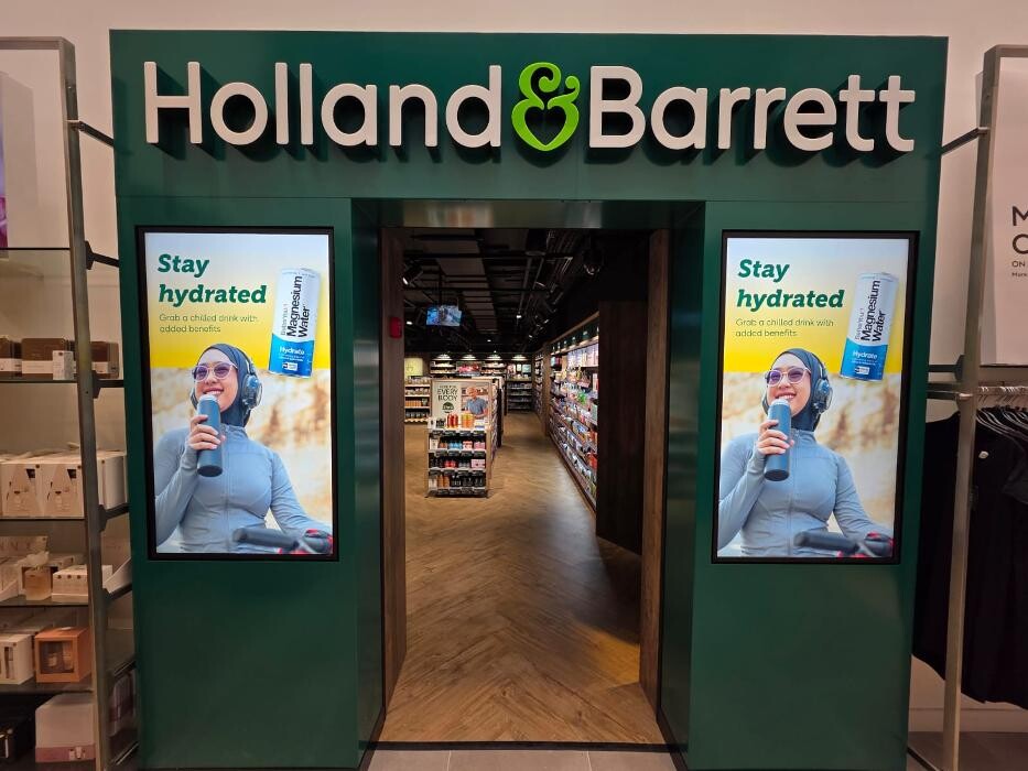 Images Holland & Barrett - Edinburgh Straiton Next