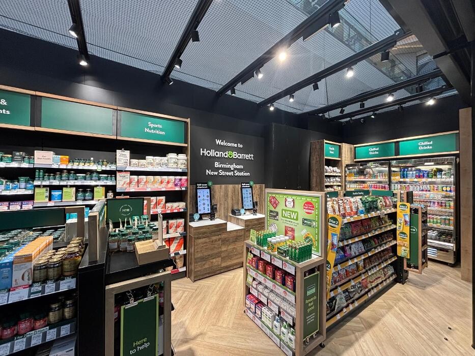 Images Holland & Barrett - Birmingham New Street