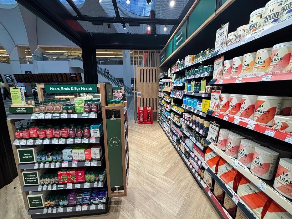 Images Holland & Barrett - Birmingham New Street