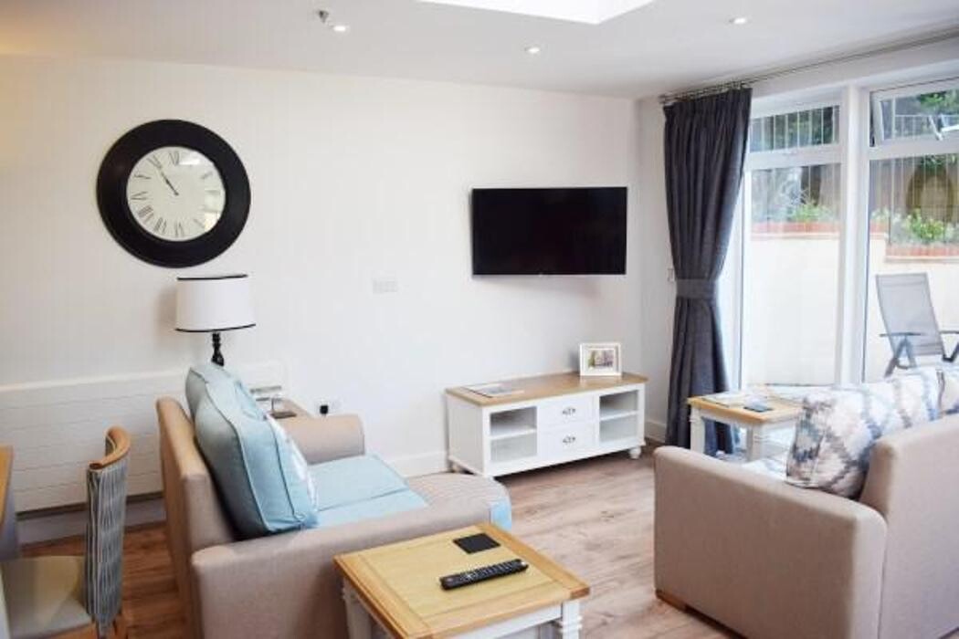 Images Abbeyfield, Hale Court