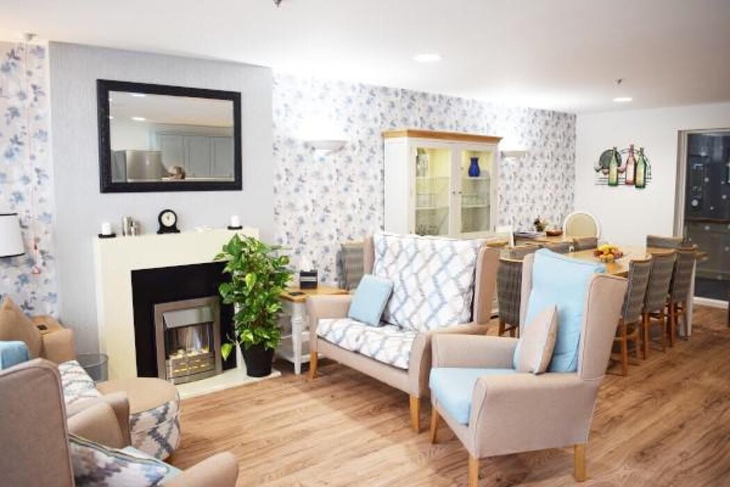 Images Abbeyfield, Hale Court