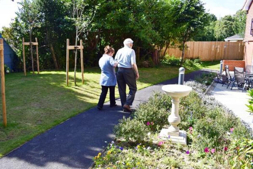 Images Abbeyfield, Hale Court