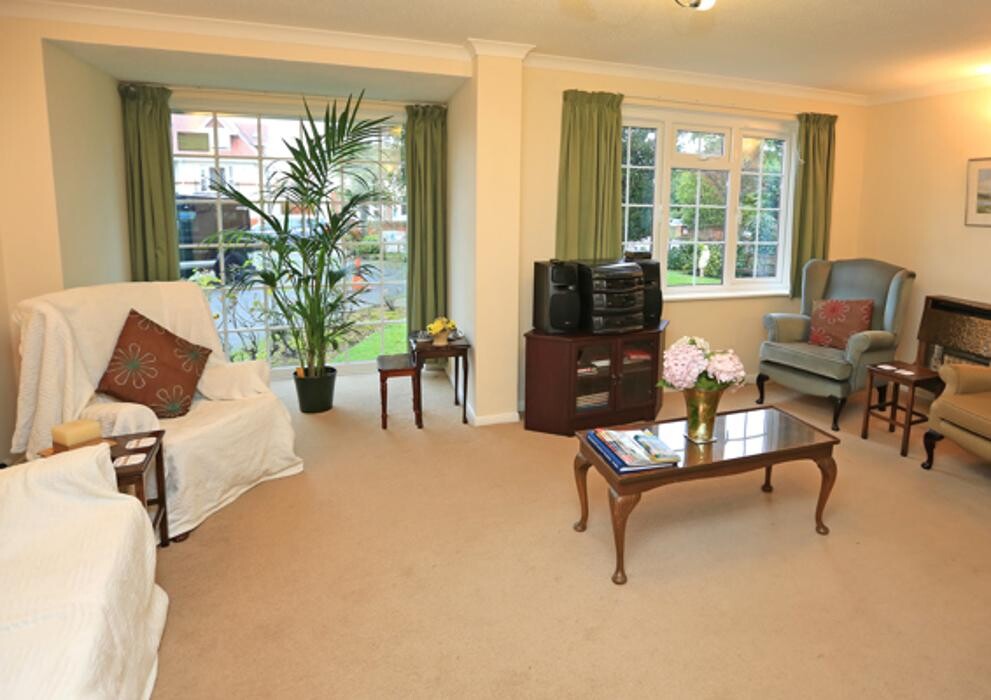 Images Abbeyfield, Poplar Lodge