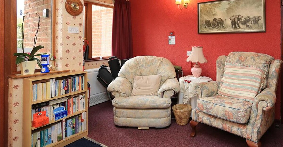 Images Abbeyfield House, Westbury