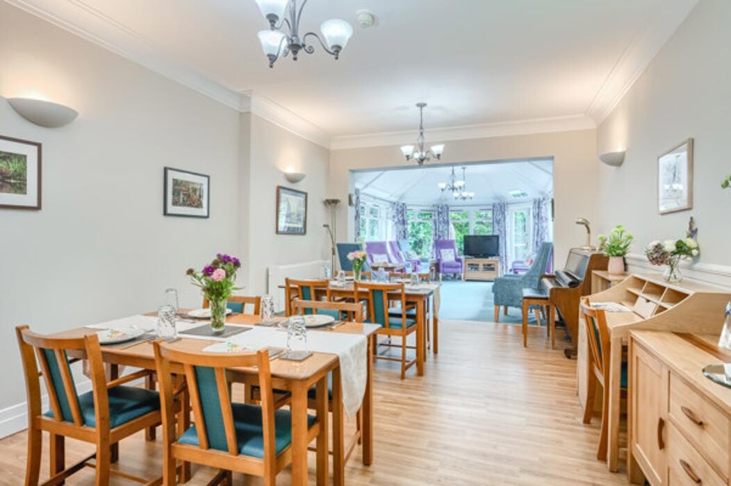 Images Abbeyfield, Middleton House