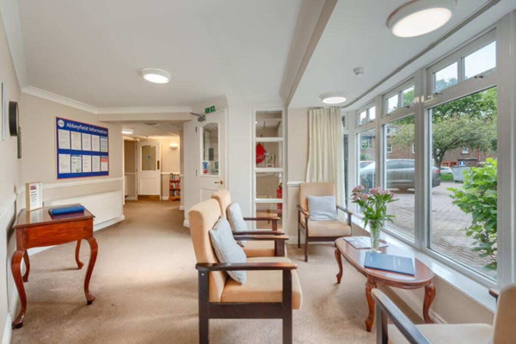 Images Abbeyfield, Loveday House