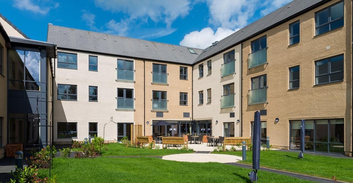 Images Abbeyfield, Burnham Court