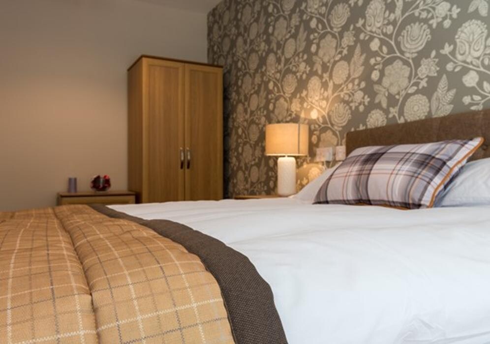 Images Abbeyfield, Burnham Court