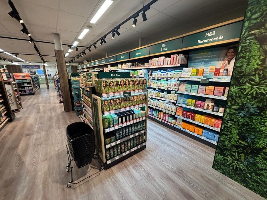 Images Holland & Barrett - Newton Aycliffe Tesco
