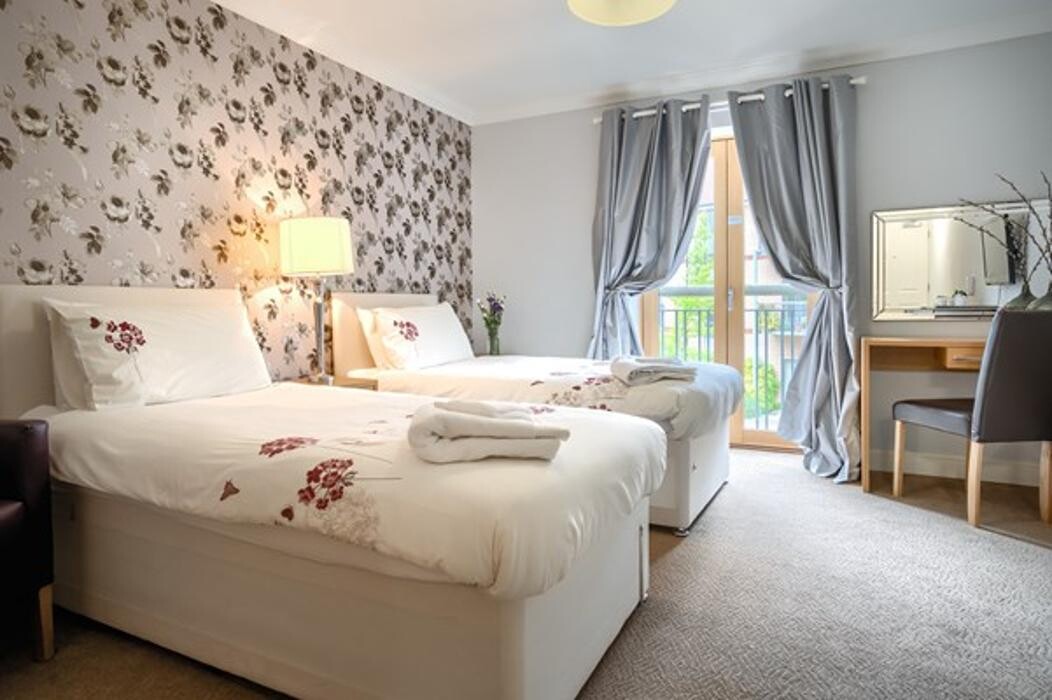 Images Abbeyfield, Girton Green