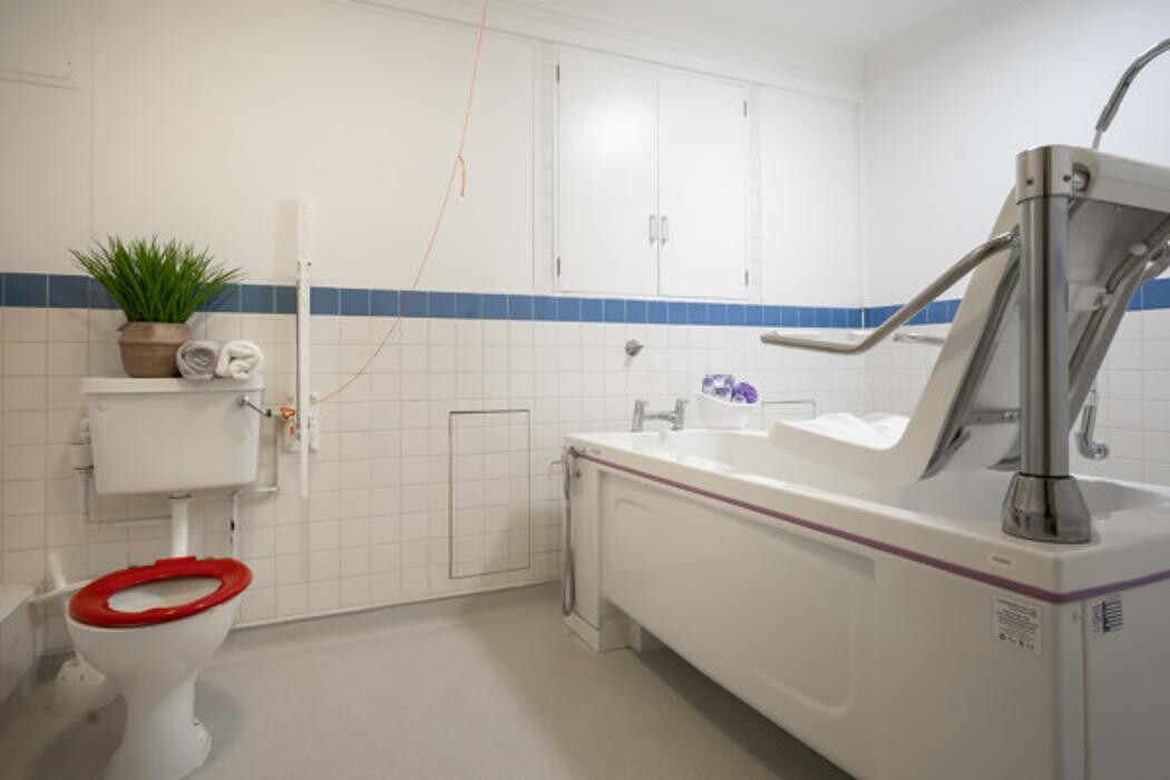 Images Abbeyfield House, New Malden